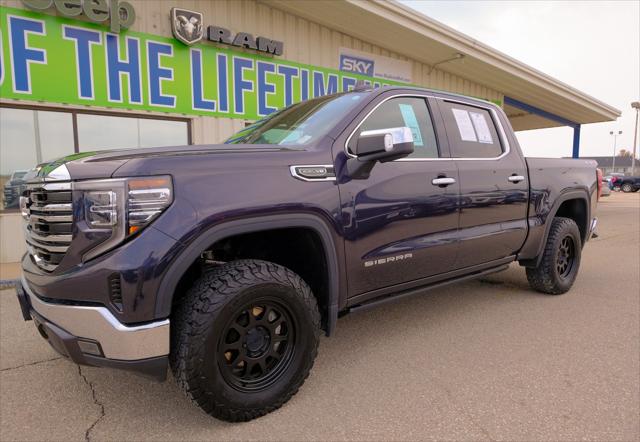 2022 GMC Sierra 1500 4WD Crew Cab Short Box SLT