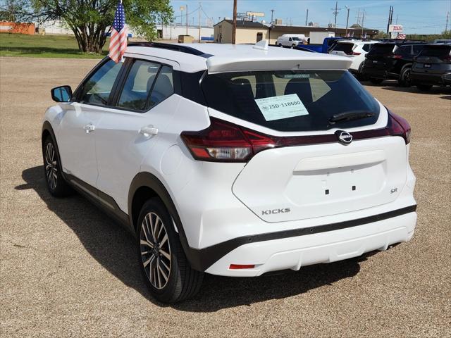 2024 Nissan Kicks SR Xtronic CVT
