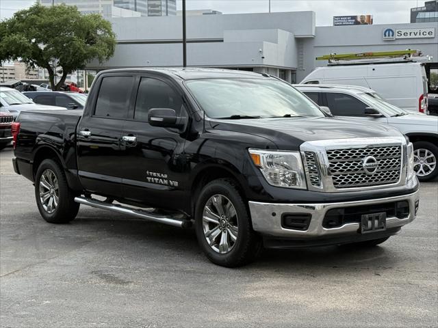 2018 Nissan TITAN SV