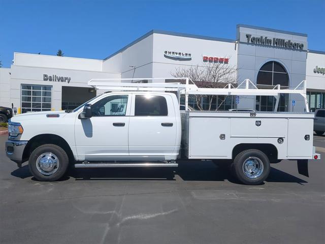 2024 RAM Ram 3500 Chassis Cab RAM 3500 TRADESMAN CREW CAB CHASSIS 4X2 60 CA 2024 RAM Ram 3500 Chassis Cab RAM 3500 TRADESMAN CREW CAB CHASSIS 4X2 60 CA