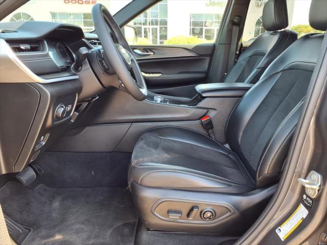 2024 Jeep Grand Cherokee L Altitude 4x4