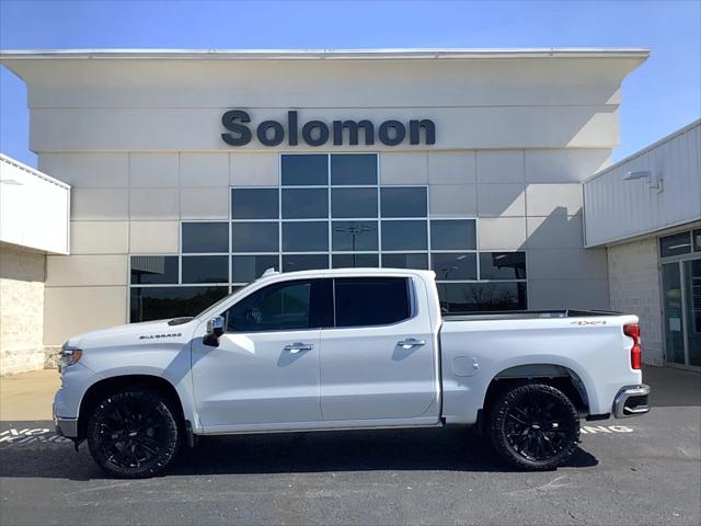 2022 Chevrolet Silverado 1500 4WD Crew Cab Short Bed LTZ