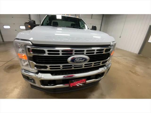 2024 Ford F-350 XLT