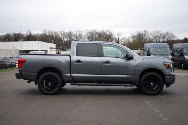 2019 Nissan TITAN SL