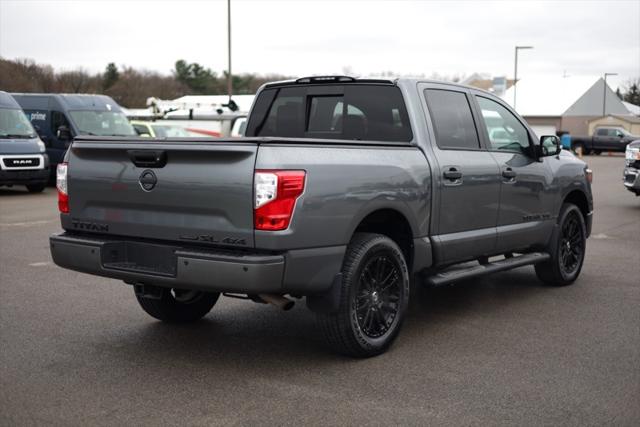 2019 Nissan TITAN SL