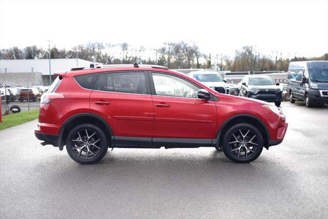 2017 Toyota RAV4 SE