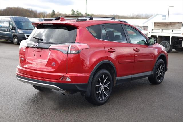2017 Toyota RAV4 SE