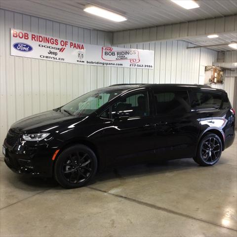 2024 Chrysler Pacifica Touring L AWD