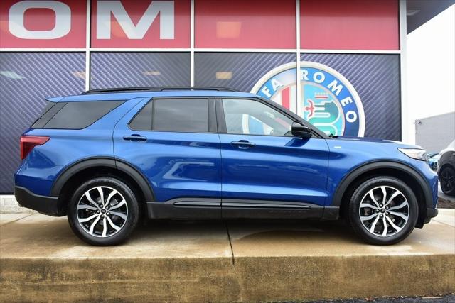 2022 Ford Explorer ST-Line 2022 Ford Explorer ST-Line