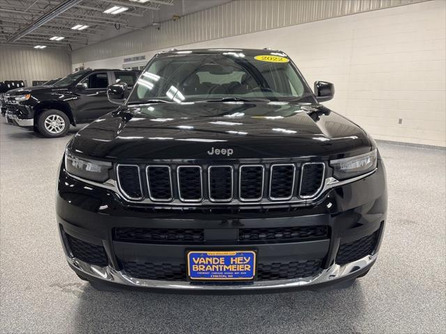 2022 Jeep Grand Cherokee L Laredo 4x4