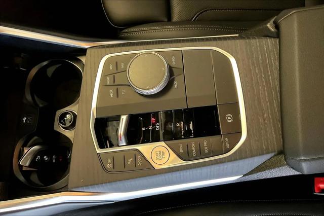 2025 BMW 3 Series 330i Sedan