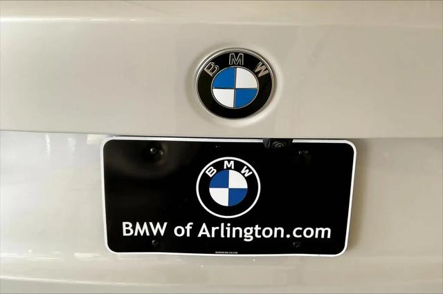 2025 BMW 3 Series 330i Sedan