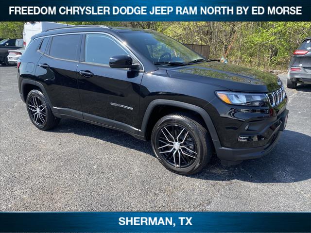 2024 Jeep Compass Latitude Lux FWD
