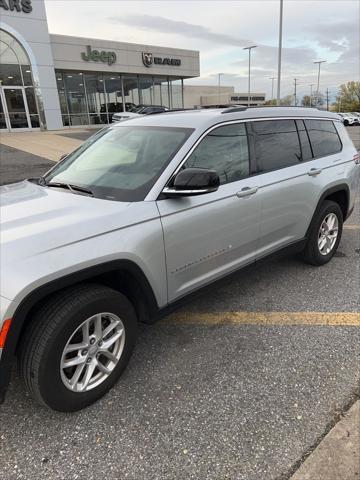 2023 Jeep Grand Cherokee L Laredo 4x4