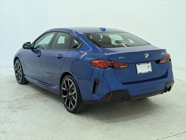 2025 BMW Coupe xDrive