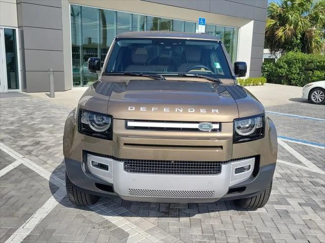 2025 Land Rover Defender 110 P300