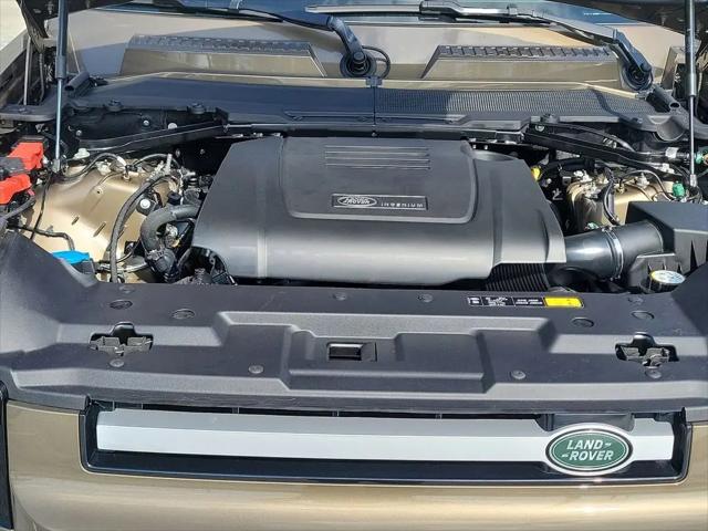 2025 Land Rover Defender 110 P300