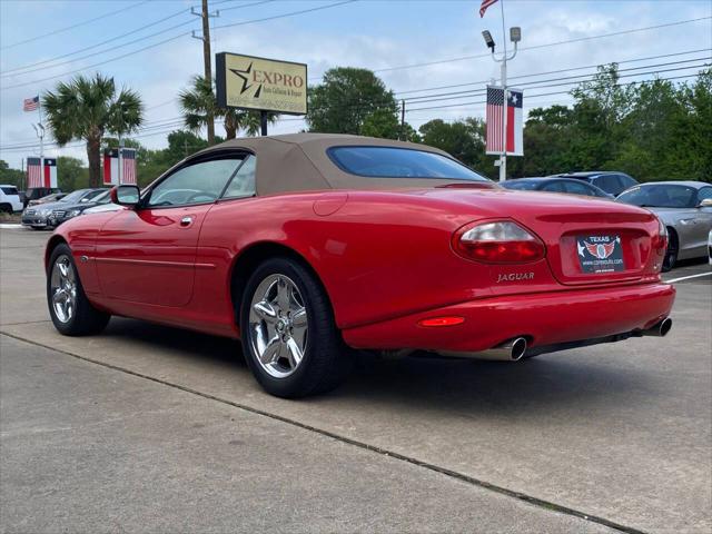 1999 Jaguar XK8 Standard