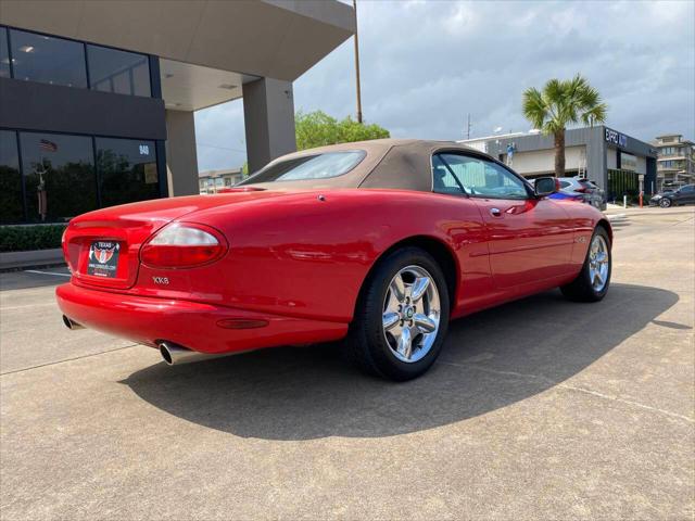 1999 Jaguar XK8 Standard