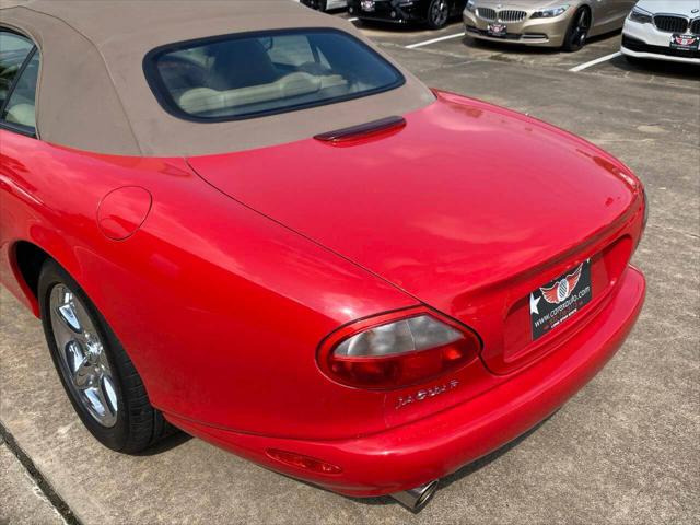 1999 Jaguar XK8 Standard