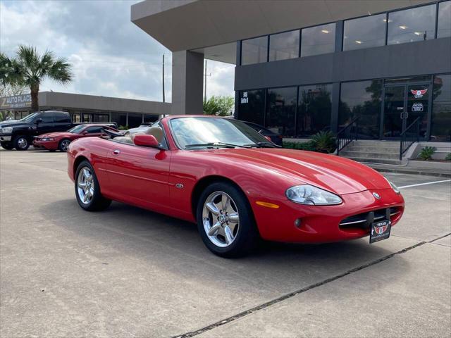 1999 Jaguar XK8 Standard