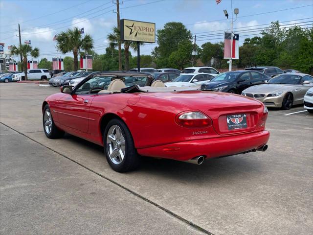 1999 Jaguar XK8 Standard