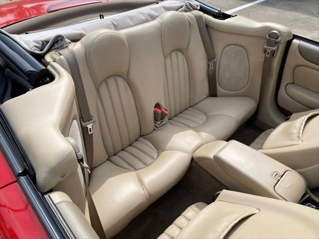 1999 Jaguar XK8 Standard