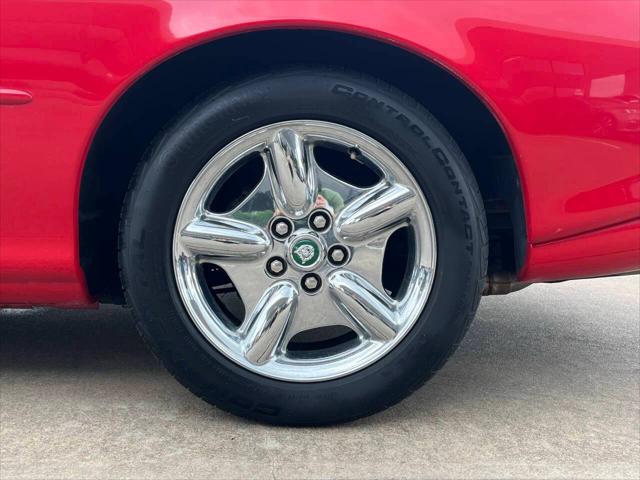 1999 Jaguar XK8 Standard