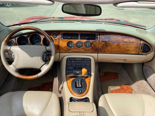 1999 Jaguar XK8 Standard