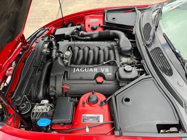 1999 Jaguar XK8 Standard