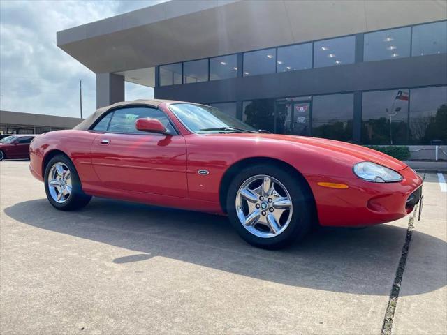 1999 Jaguar XK8 Standard