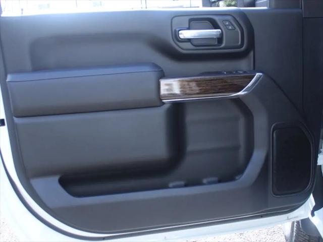 2025 GMC Sierra 2500HD 4WD Regular Cab Long Bed SLE
