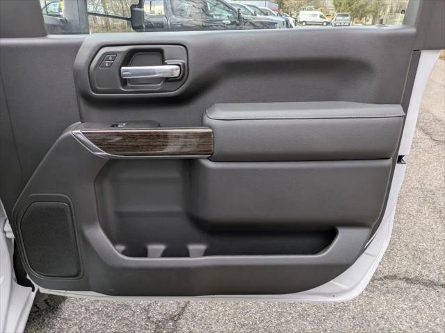 2025 GMC Sierra 2500HD 4WD Regular Cab Long Bed SLE