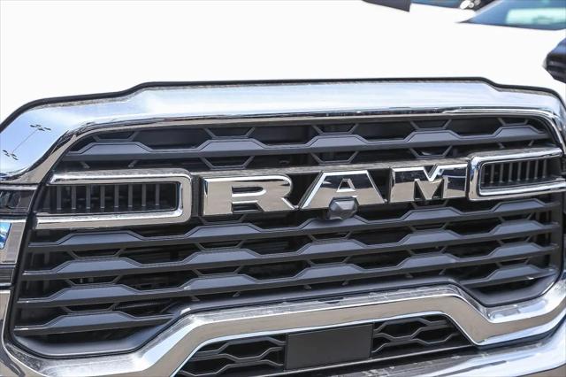 2025 Ram 2500 Tradesman Regular Cab 4x2 8 Box