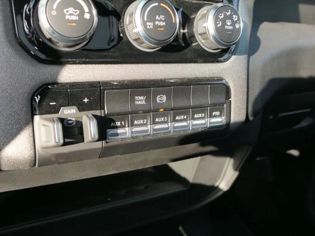 2025 Ram 4500 Chassis Tradesman/Big Horn