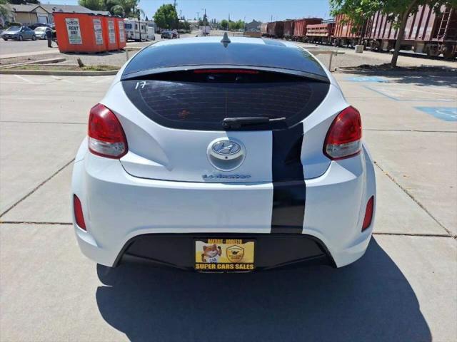 2017 Hyundai Veloster Base