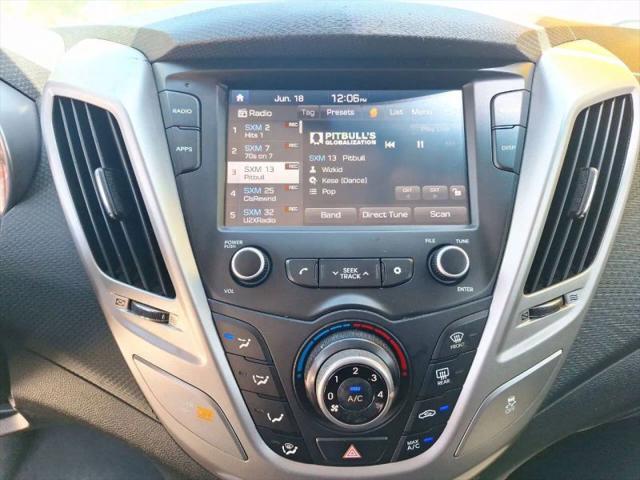 2017 Hyundai Veloster Base