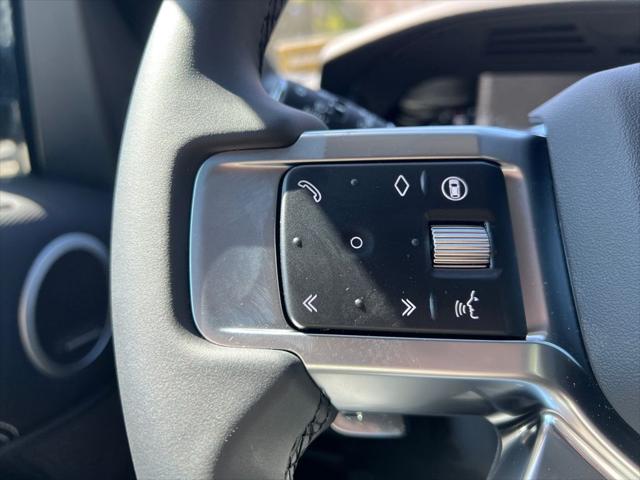 2025 Land Rover Discovery P300 Dynamic SE
