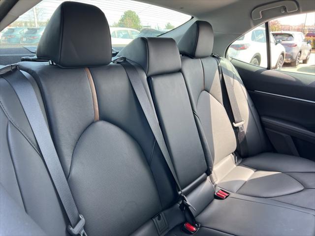 2020 Toyota Camry XLE Hybrid