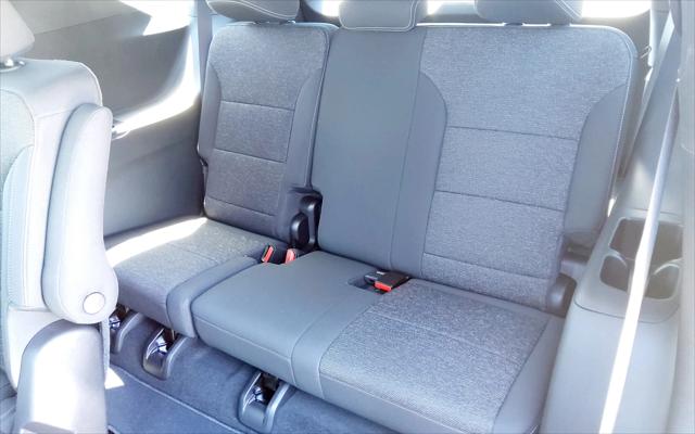 2025 Chevrolet Traverse FWD LT