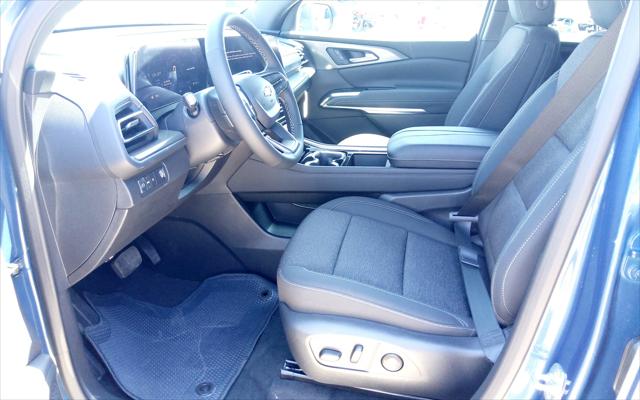 2025 Chevrolet Traverse FWD LT