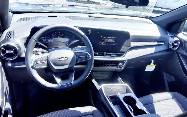 2025 Chevrolet Equinox FWD LT