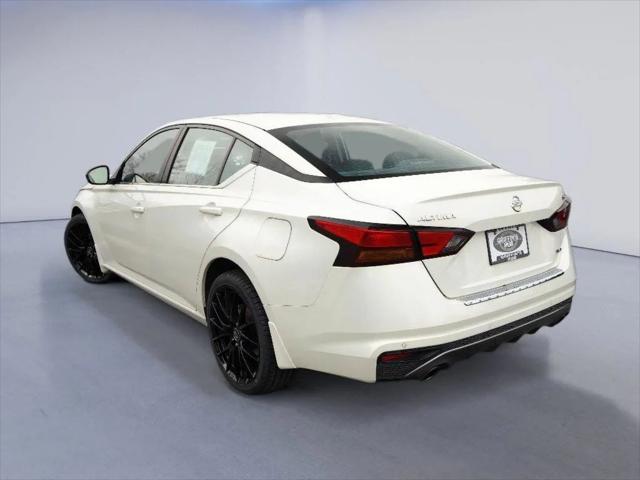 2022 Nissan Altima SR Intelligent AWD