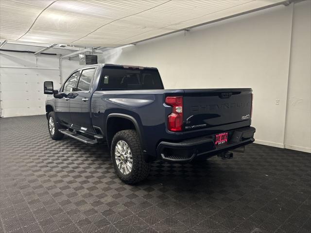 2022 Chevrolet Silverado 3500HD 4WD Crew Cab Standard Bed High Country