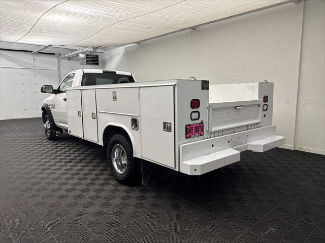 2018 RAM 3500 Chassis Tradesman/SLT 2018 RAM 3500 Chassis Tradesman/SLT