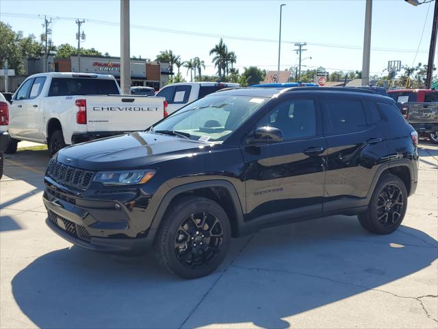 2025 Jeep Compass COMPASS LATITUDE 4X4