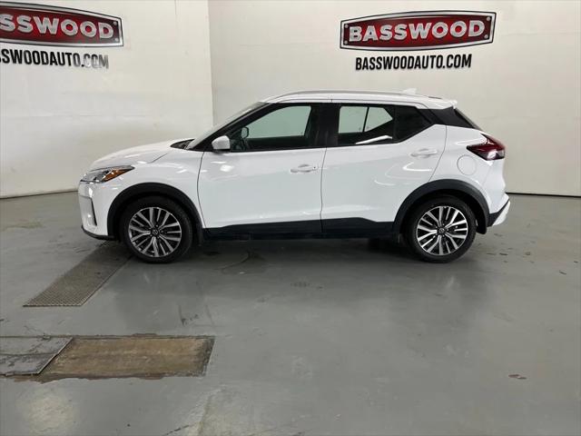 2021 Nissan Kicks SV Xtronic CVT