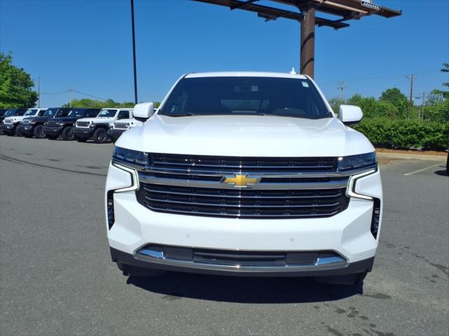 2022 Chevrolet Suburban 4WD LT