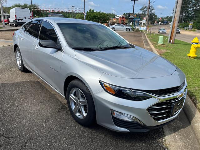 2020 Chevrolet Malibu FWD LS