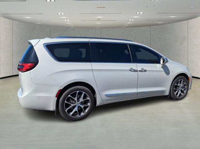 2021 Chrysler Pacifica Limited AWD
